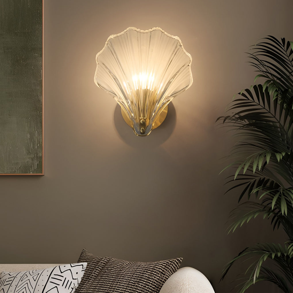 Elegant Seashell-Shaped LED Glass Wall Lamp for Coastal Home Décor