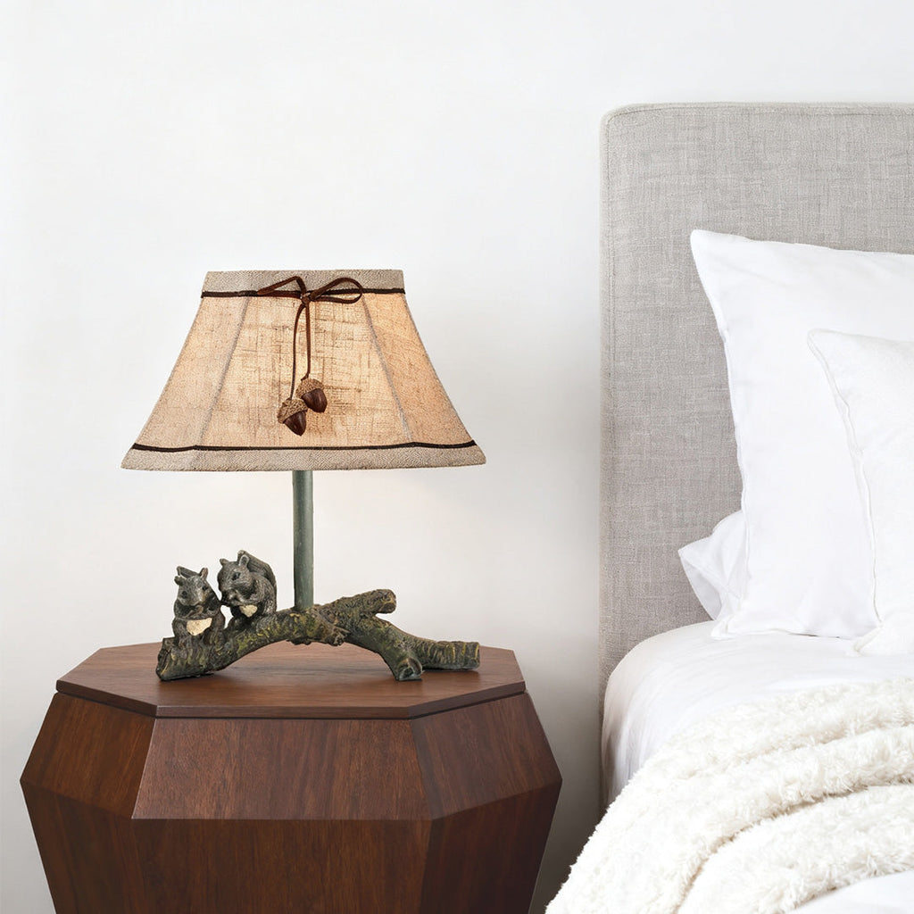 Rustic French-Style Squirrel Resin Table Lamp for Bedroom Décor
