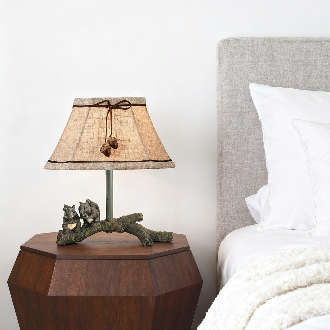 Rustic French-Style Squirrel Resin Table Lamp for Bedroom Décor
