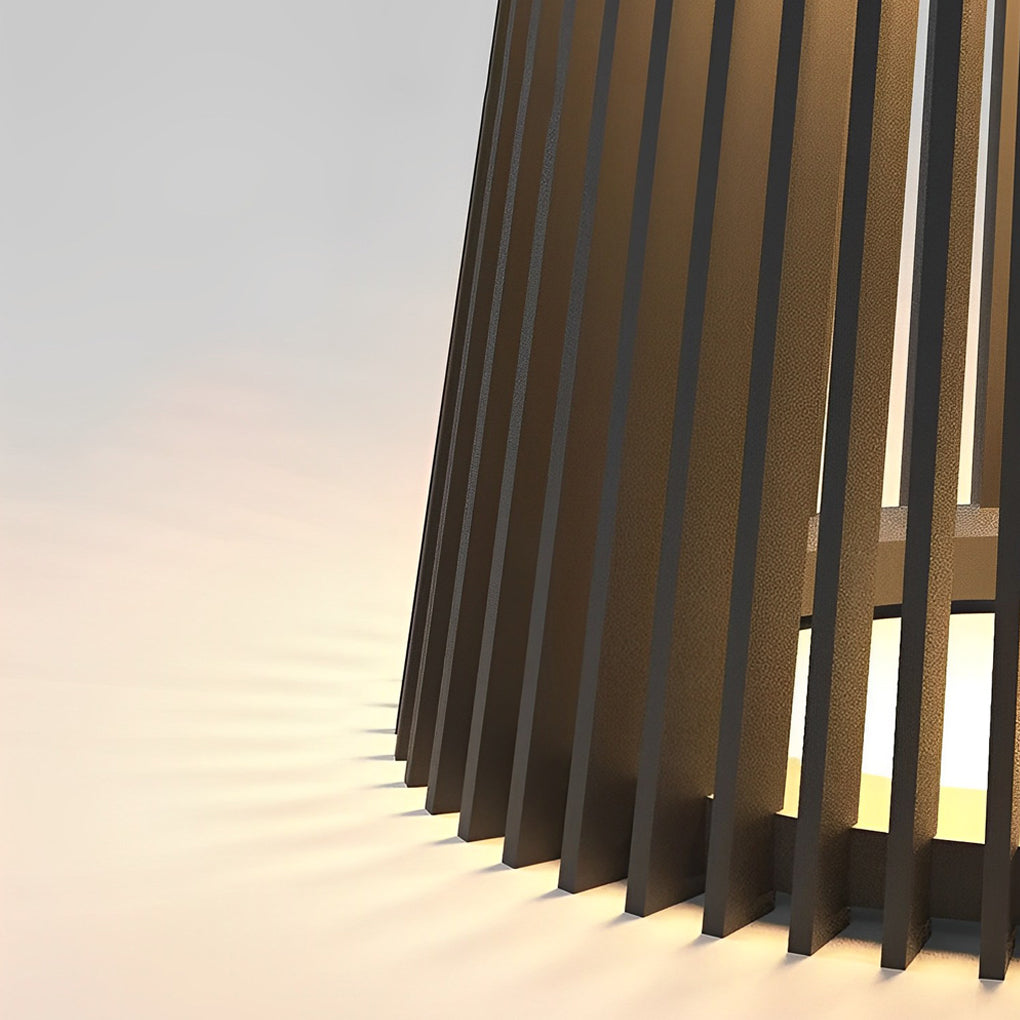 Contemporary Waterproof Iron Cage Solar Lamp for Outdoor Coffee Table