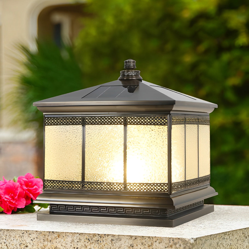 Vintage Copper Solar-Fueled Outdoor Gate Pillar Light for Fences