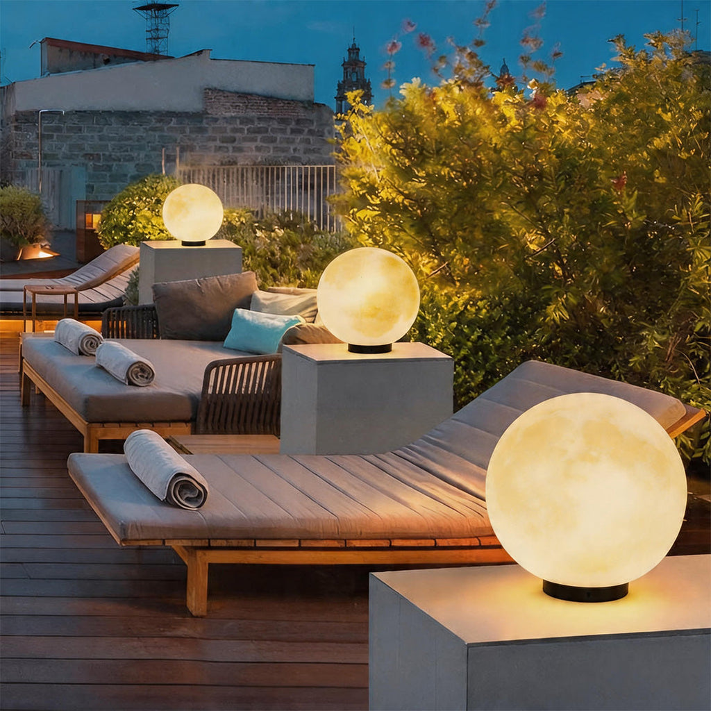 Modern Waterproof LED Moon Pillar Resin Lamp for Outdoor Garden Decor
