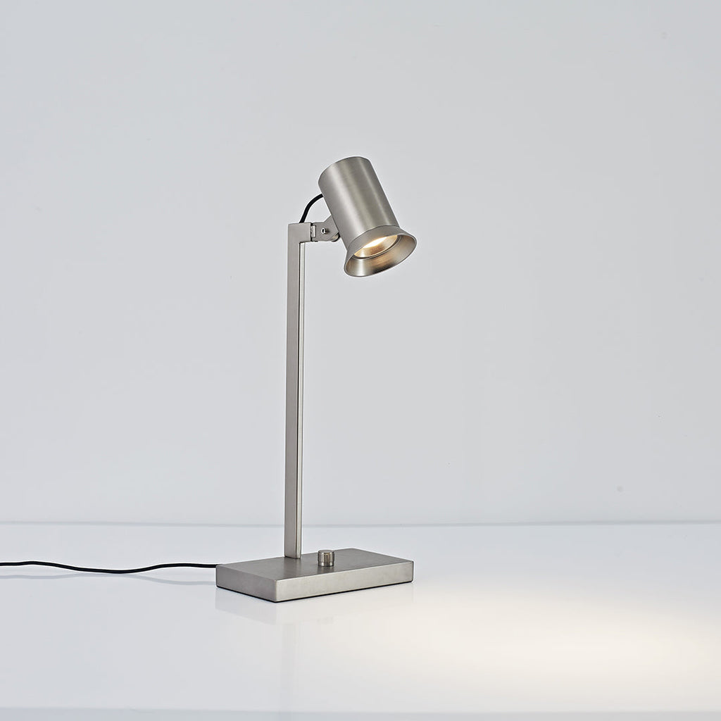 Elegant Italian-Style Metal Swing Arm Desk Lamp for Home Office Decor