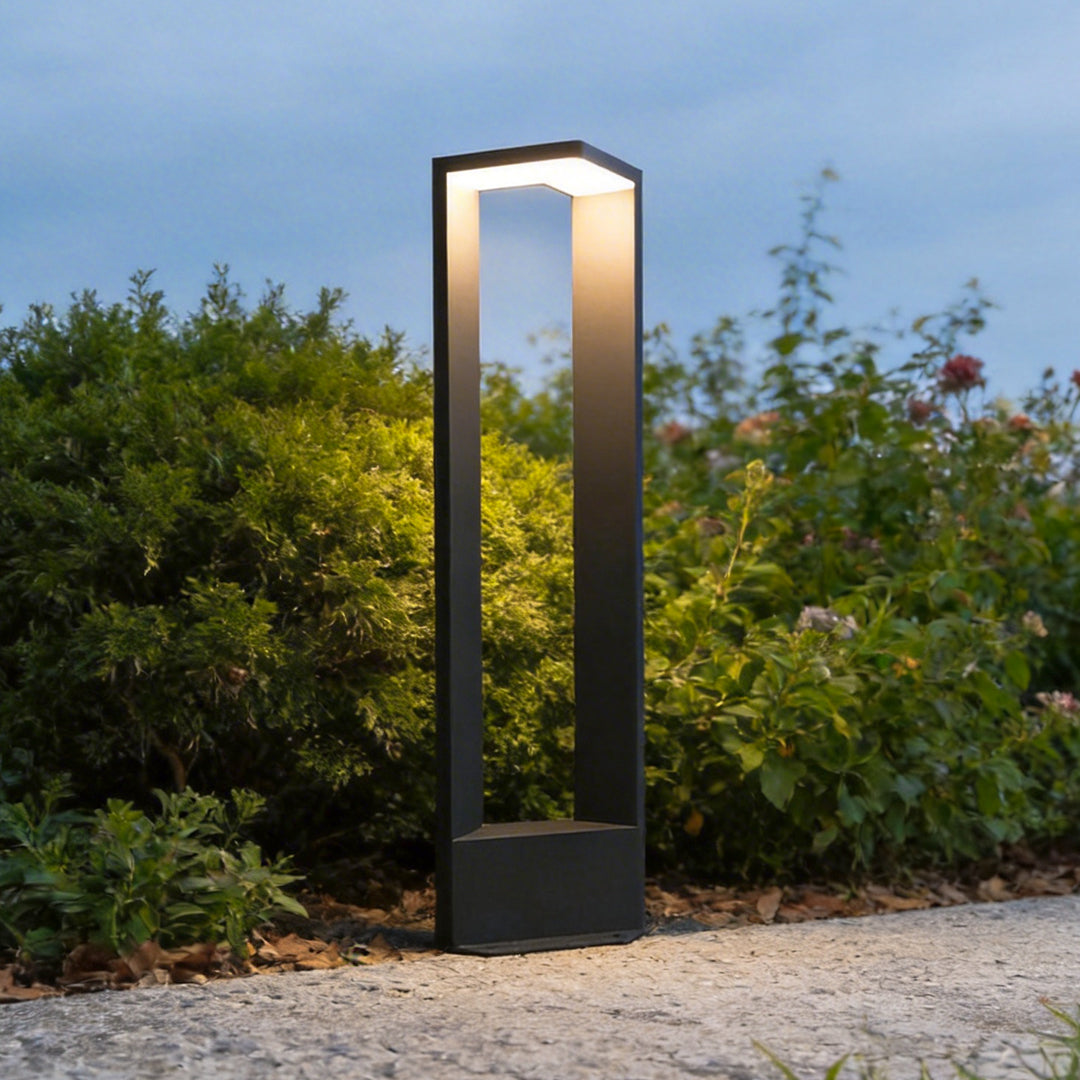 Sleek Black Aluminum 12W LED Pathway Light for Outdoor Landscape Use