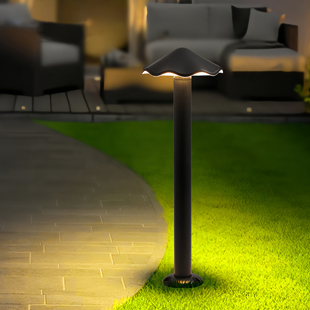 Industrial Black Metal Umbrella Pathway Lights for Outdoor Garden Walkways