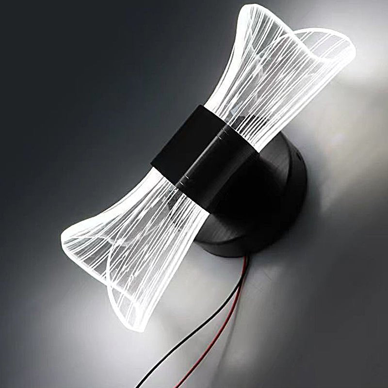 Modern LED Wall Lamp in Brass with Three-Step Dimming for Living Room
