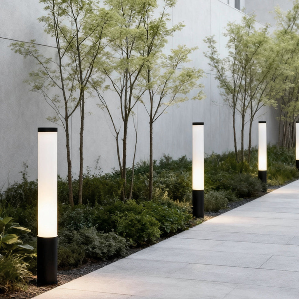 Modern Cylindrical Acrylic LED Landscape Light for Outdoor Gardens