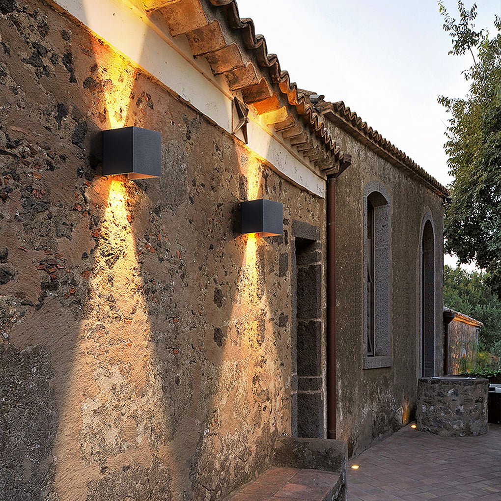 Adjustable Waterproof Outdoor Wall Light in Modern Black Aluminum Finish