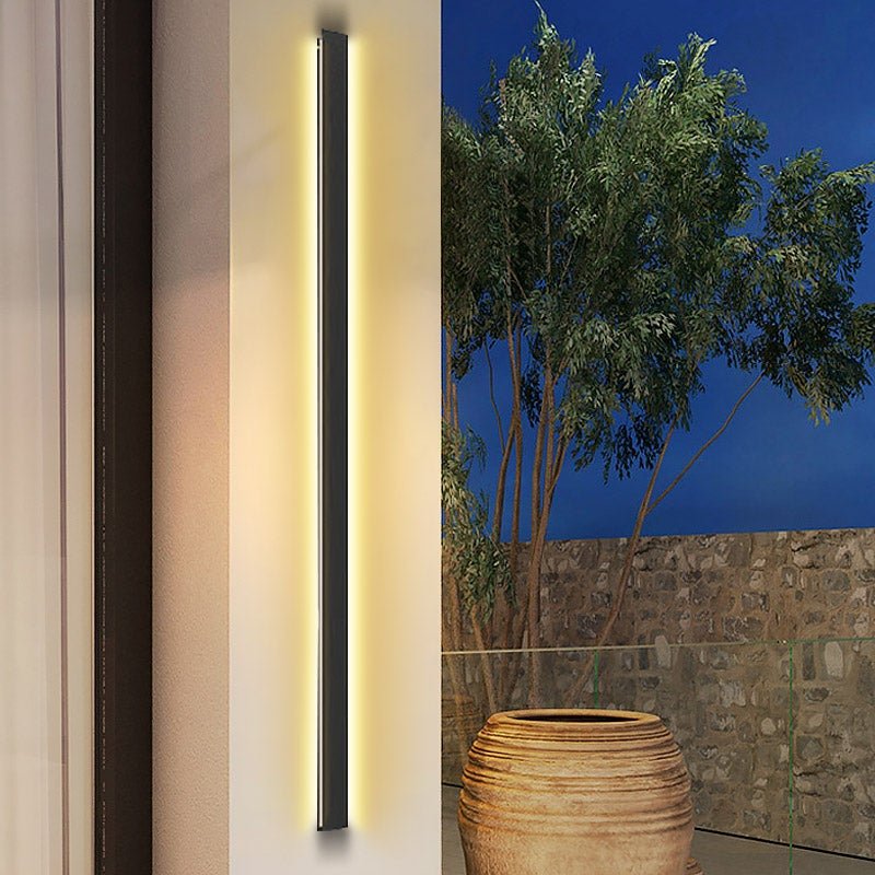 Modern Black LED Linear Wall Sconce for Outdoor Garden Lighting