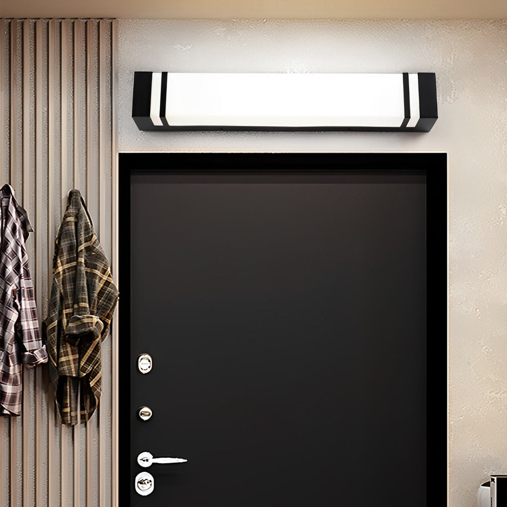 Contemporary Waterproof LED Vertical Wall Light Fixture for Outdoor Use