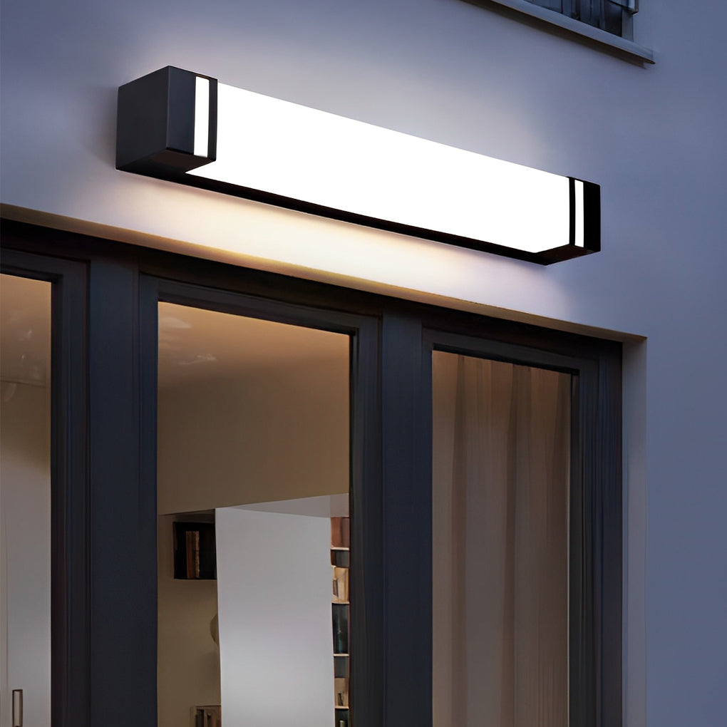 Contemporary Waterproof LED Vertical Wall Light Fixture for Outdoor Use
