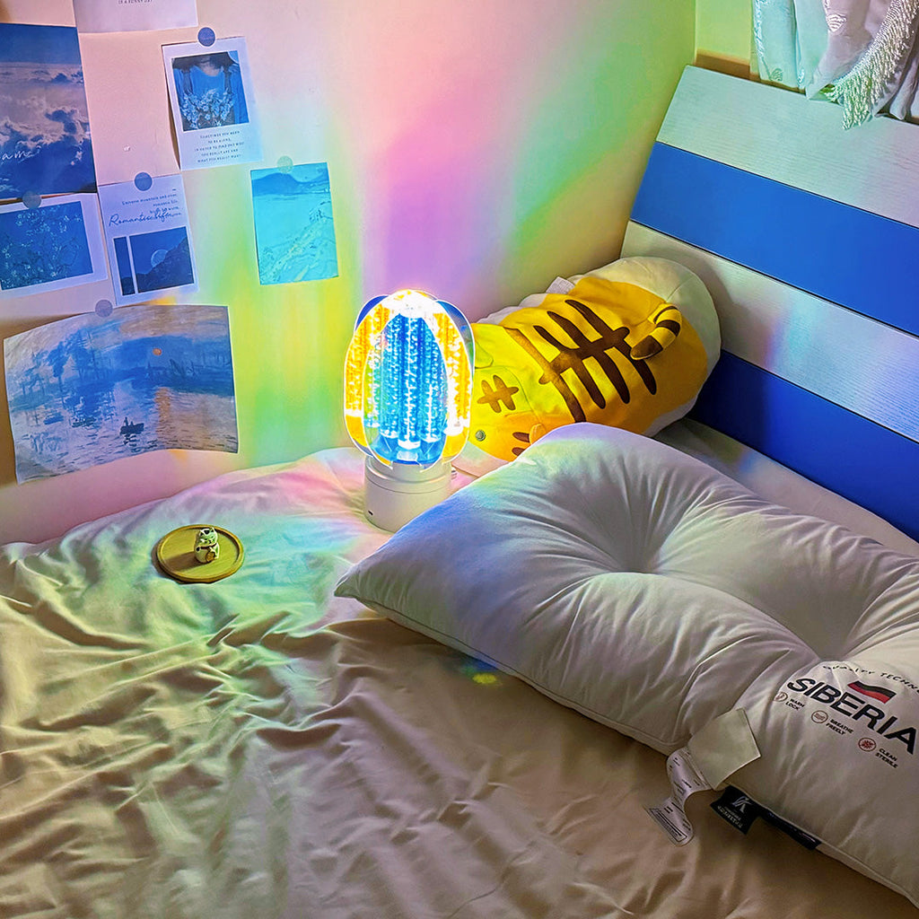 Vibrant Aluminum LED Table Lamps - Artistic Design for Modern Rooms