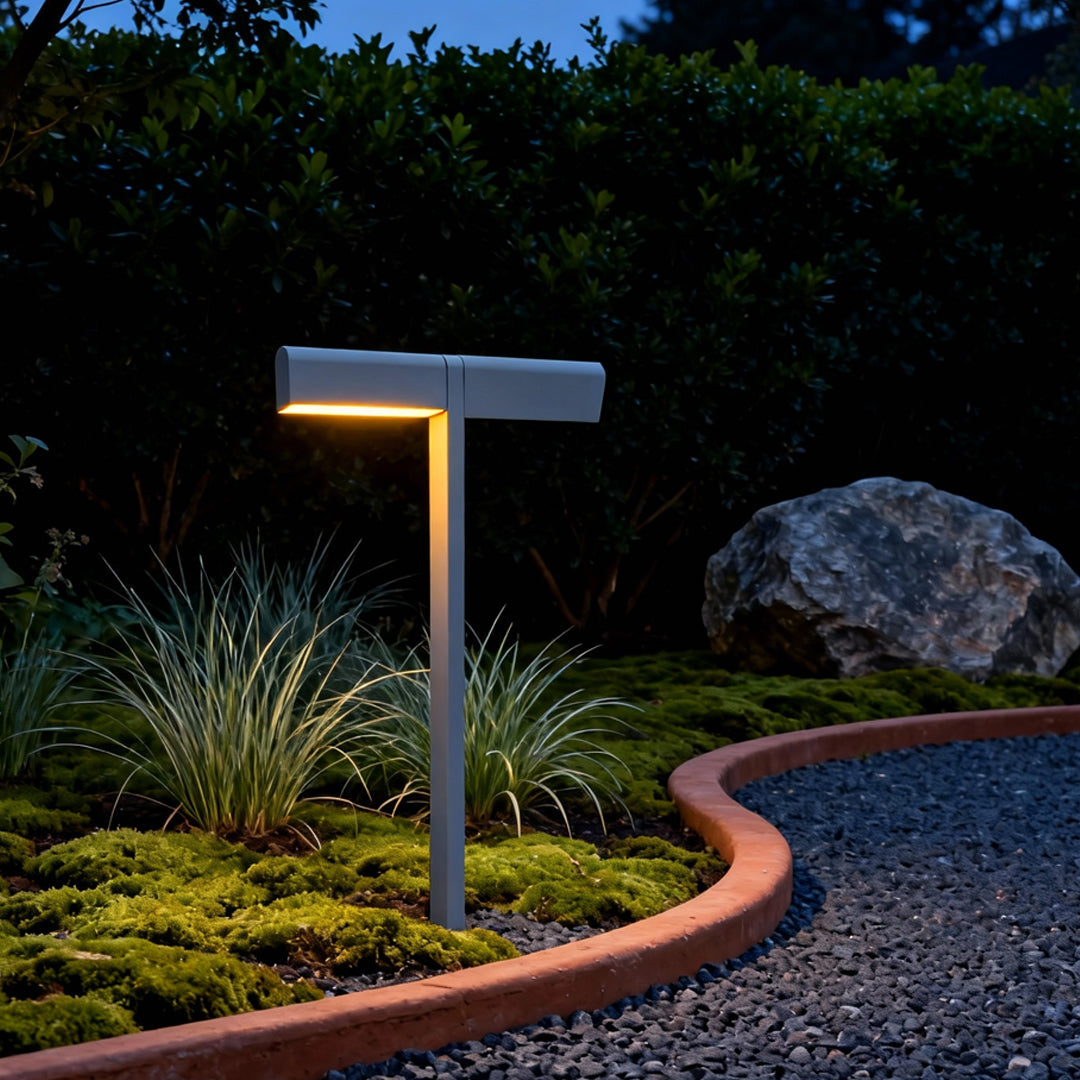 Modern Waterproof Aluminum LED Pathway Lights for Outdoor Garden Lighting