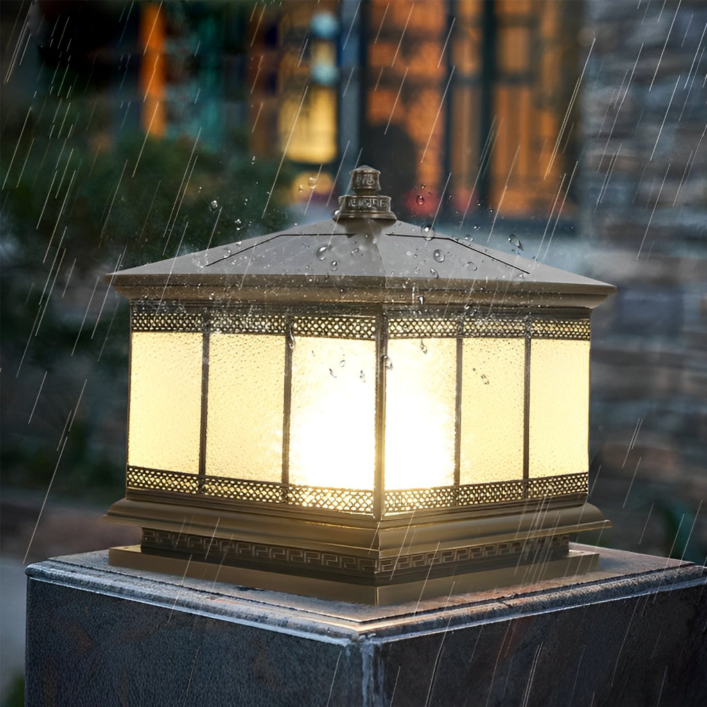 Vintage Copper Solar-Fueled Outdoor Gate Pillar Light for Fences
